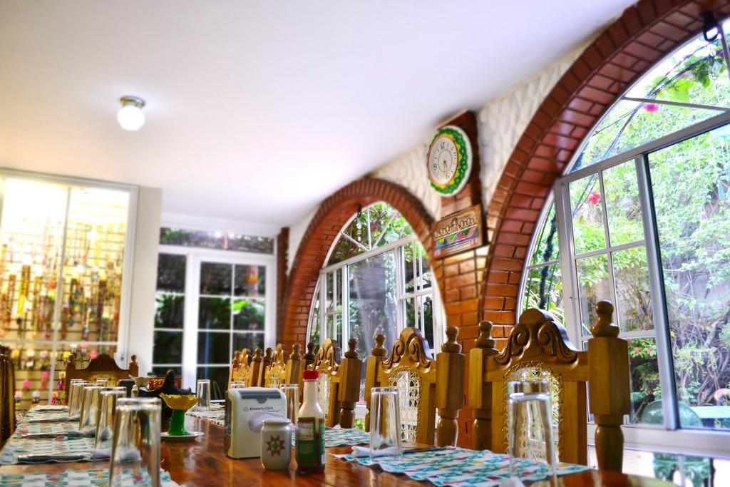 Hotel Oasis San Salvador Esterno foto