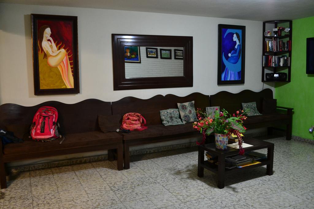 Hotel Oasis San Salvador Esterno foto