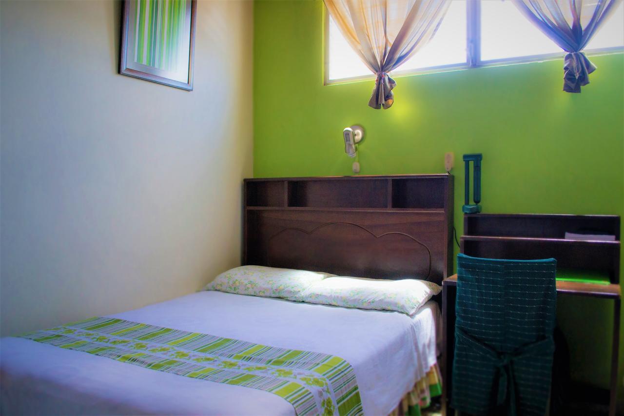Hotel Oasis San Salvador Esterno foto