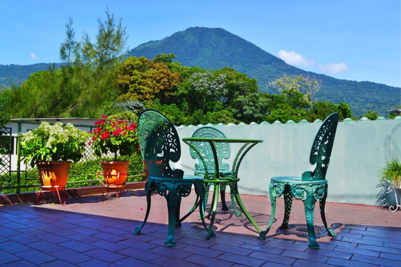 Hotel Oasis San Salvador Esterno foto