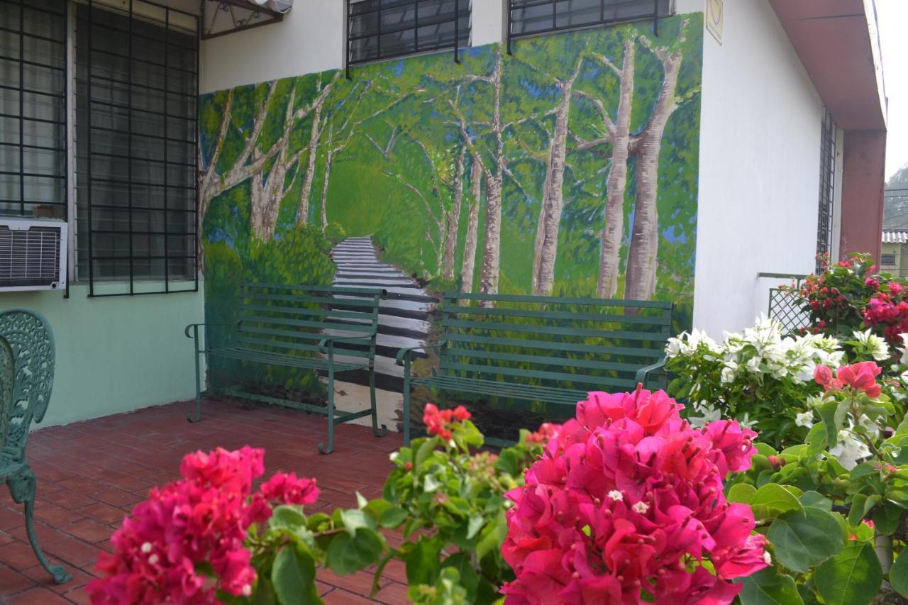 Hotel Oasis San Salvador Esterno foto