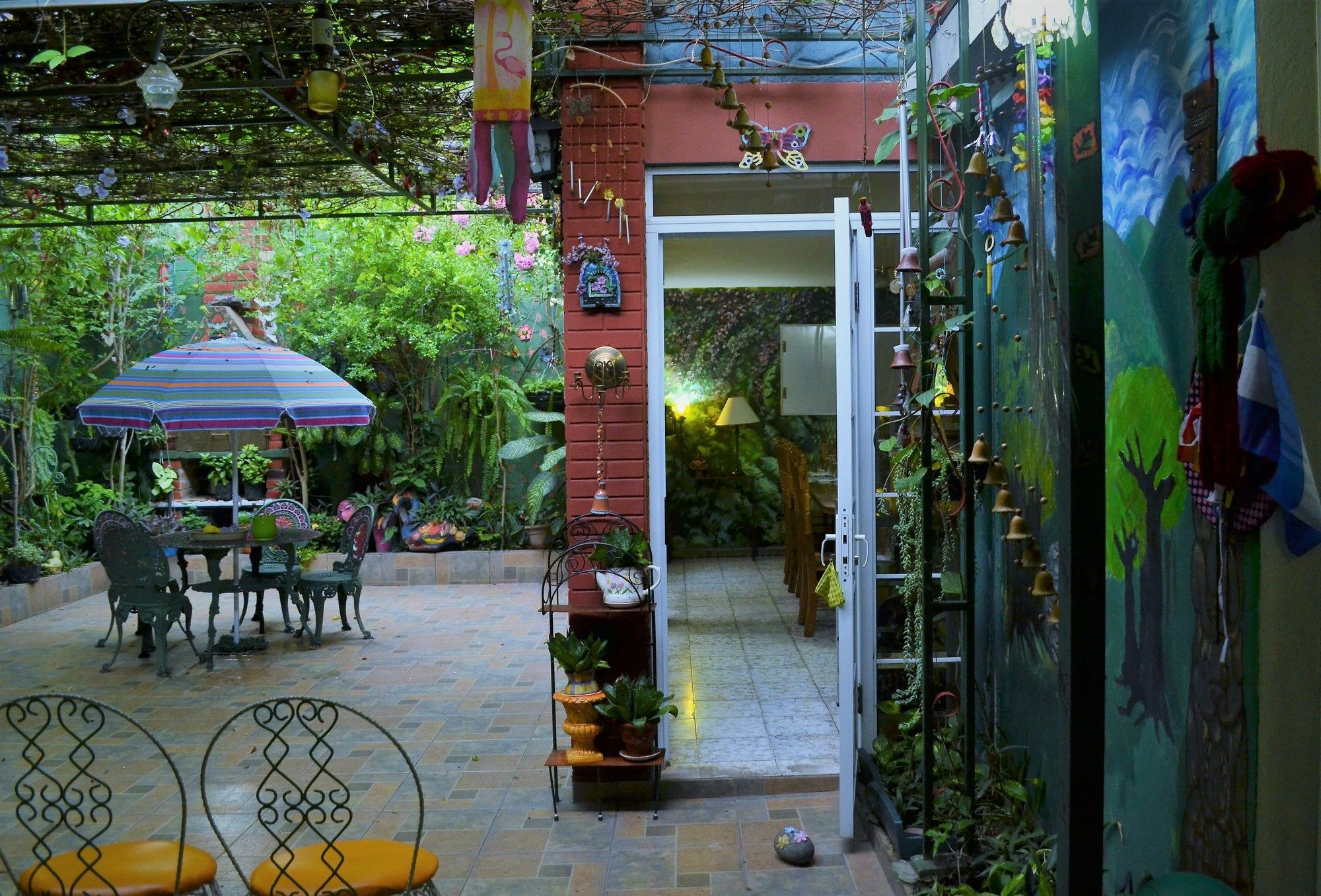 Hotel Oasis San Salvador Esterno foto